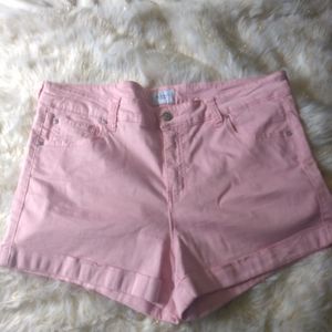 Celebrity Pink shortsNWOT , Great for Summer🌞🌺💐